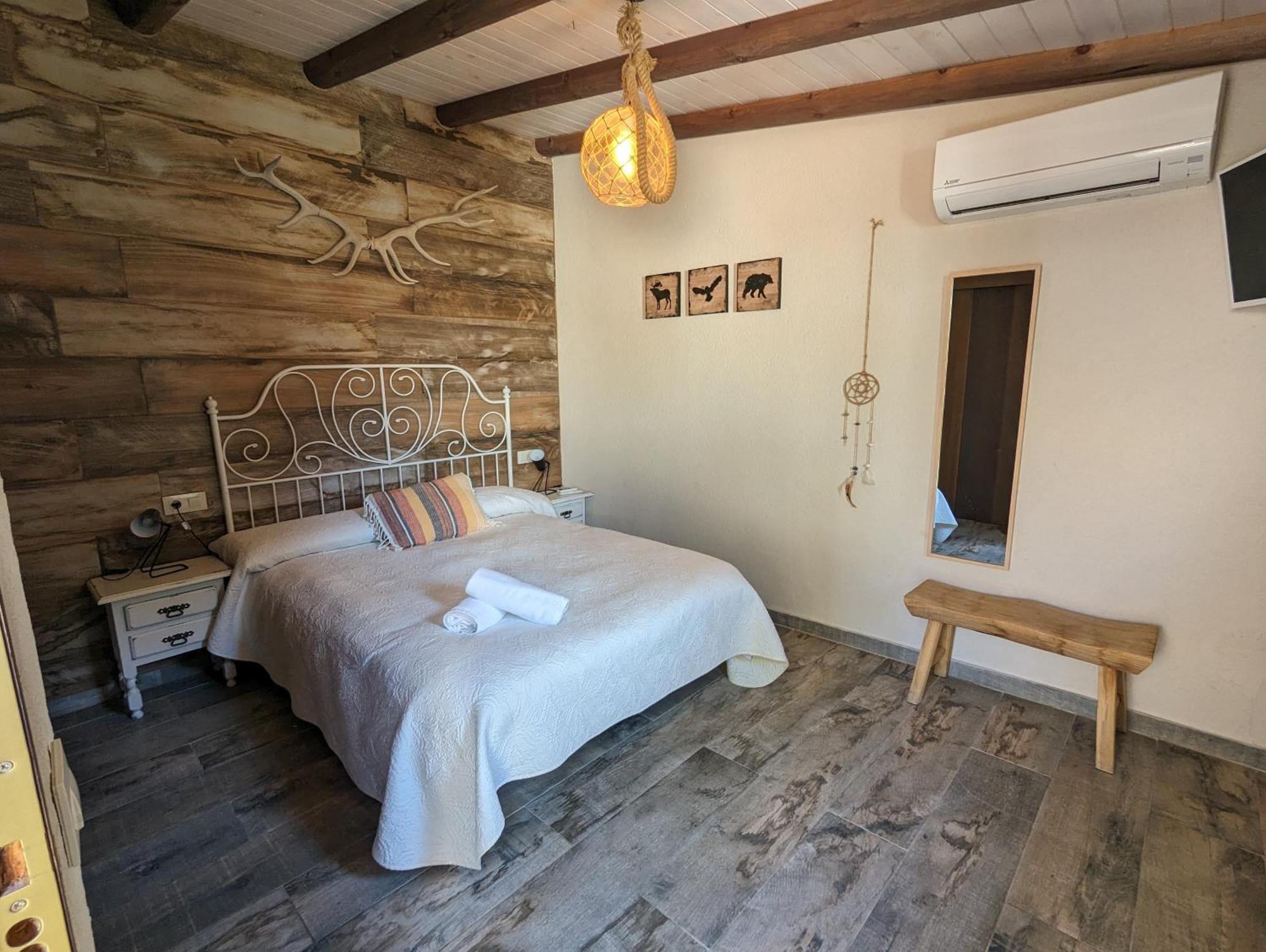 Hostal Avenjucar Tolosa  Екстер'єр фото